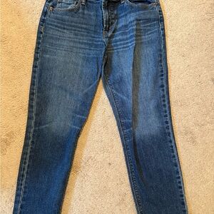 Old Navy Boyfriend Fit Jeans Medium Wash